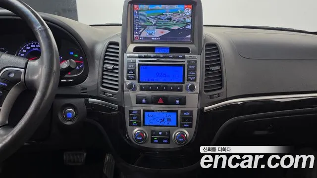 Hyundai Santa Fe 2012 thumb 7