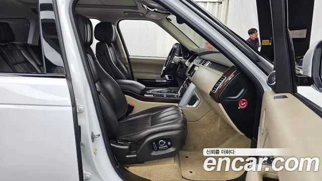 Land Rover Range Rover 2017 thumb 9