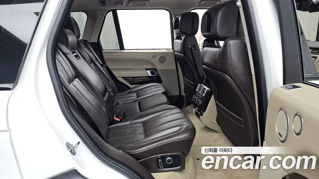 Land Rover Range Rover 2017 thumb 10