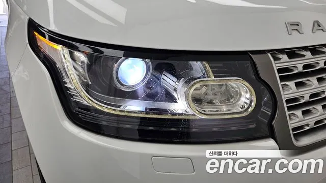 Land Rover Range Rover 2017 thumb 3
