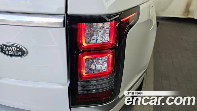 Land Rover Range Rover 2017 thumb 2