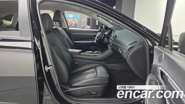 Hyundai Sonata 2022 thumb 2