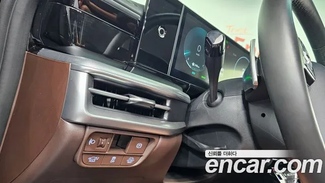 Hyundai Grandeur 2023 thumb 6