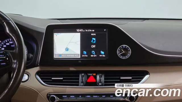 Hyundai Grandeur 2017 thumb 9