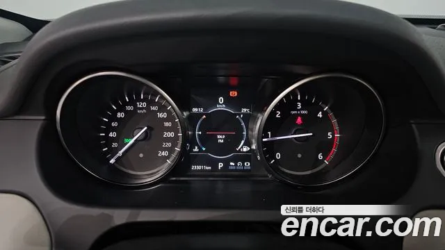 Land Rover Discovery Sport 2017 thumb 6