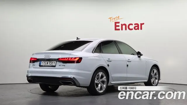 Audi A4 2021 thumb 3
