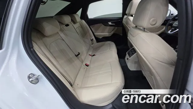 Audi A4 2021 thumb 4
