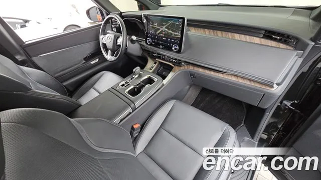 Lexus LM 2024 thumb 2