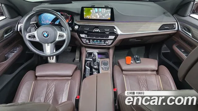BMW 6 серии Gran Turismo 2020 thumb 5