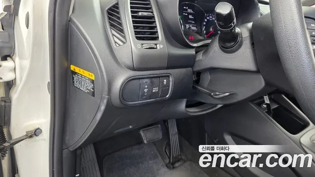 Kia K3 2013 thumb 10