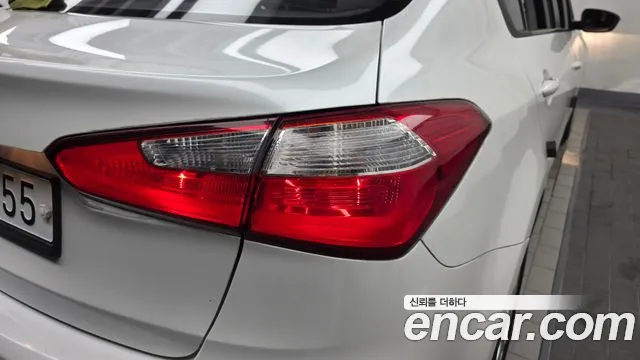 Kia K3 2013 thumb 11