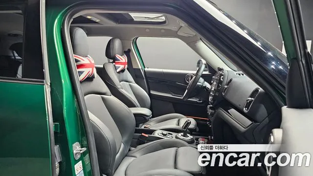 Mini Cooper Countryman 2023 thumb 2