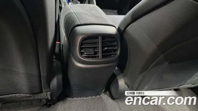 Hyundai Elantra 2021 thumb 8