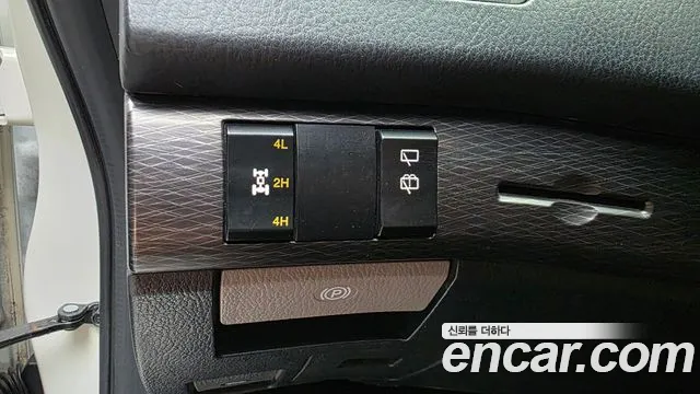 KGM Korando 2018 thumb 6
