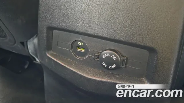 KGM Korando 2018 thumb 3