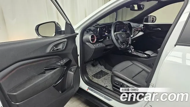 Chevrolet Tracker 2023 thumb 2
