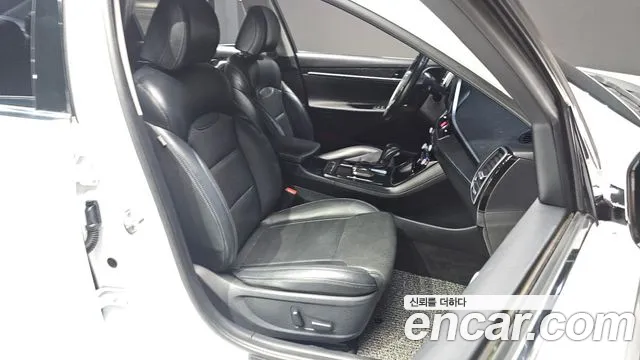 Hyundai Grandeur 2016 thumb 6