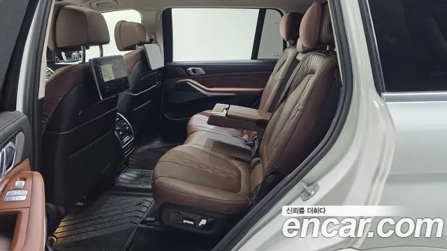 BMW X7 2022 thumb 5
