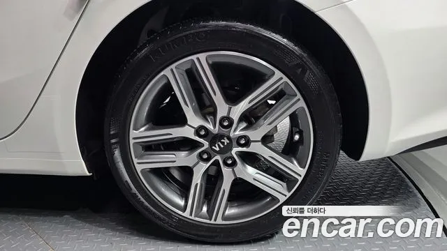 Kia K3 2019 thumb 5