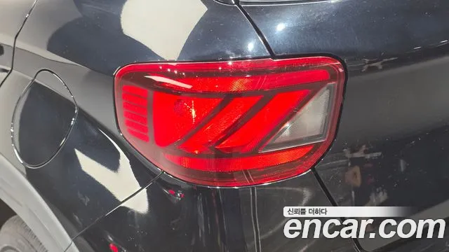 Hyundai Venue 2023 thumb 6