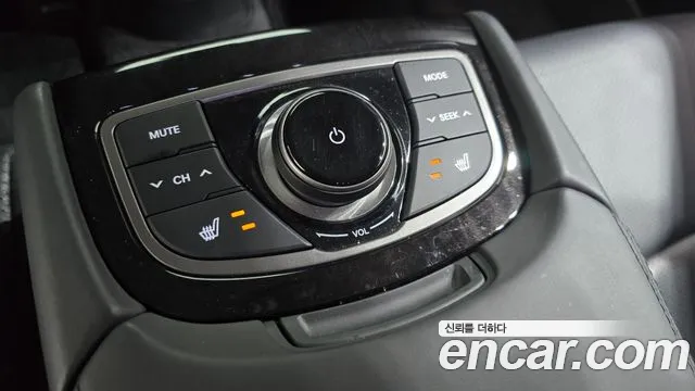 Hyundai Grandeur 2011 thumb 2