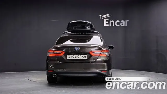Toyota Camry 2022 thumb 4