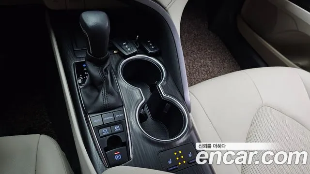Toyota Camry 2022 thumb 8