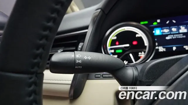 Toyota Camry 2022 thumb 3