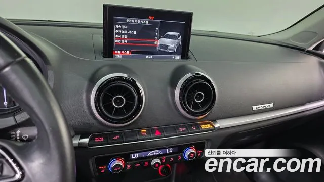 Audi A3 2016 thumb 3