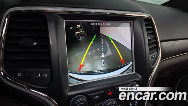 Jeep Grand Cherokee 2018 thumb 10