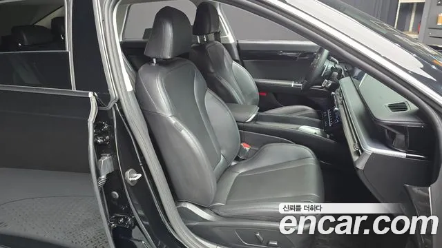 Hyundai Grandeur 2023 thumb 3