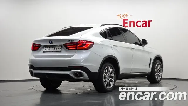 BMW X6 2016 thumb 4