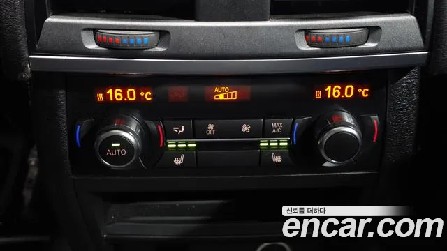 BMW X6 2016 thumb 10