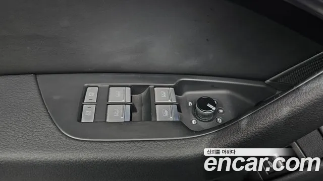 Audi A6 2022 thumb 5