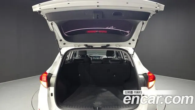 Hyundai Tucson 2016 thumb 8