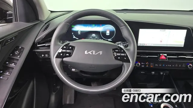 Kia Niro 2023 thumb 10