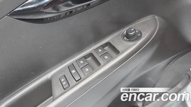 Chevrolet Spark 2018 thumb 6