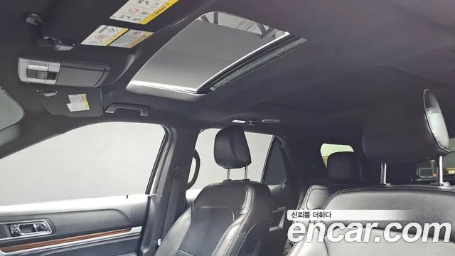 Ford Explorer 2019 thumb 5