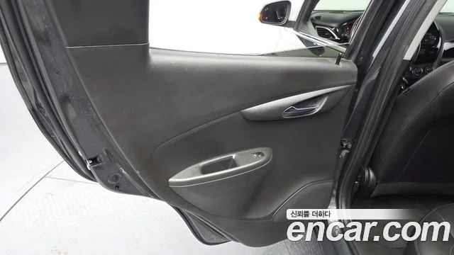 Chevrolet Spark 2022 thumb 8