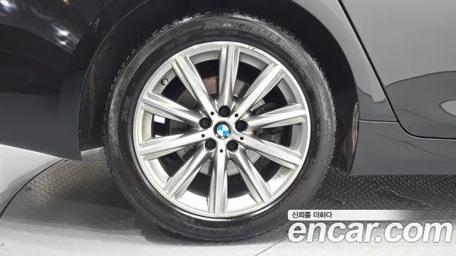 BMW 5 серии 2018 thumb 6