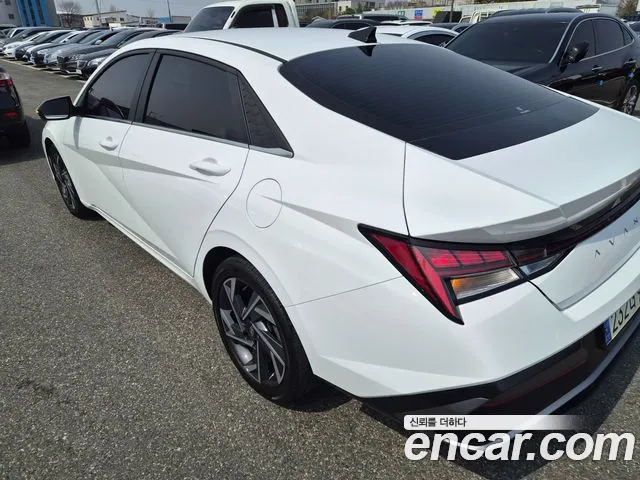 Hyundai Avante 2023 thumb 8