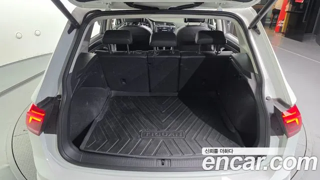 Volkswagen Tiguan 2023 thumb 6