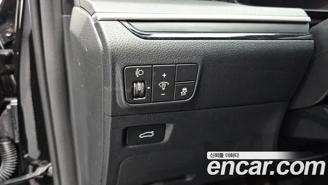 Kia K5 2025 thumb 4