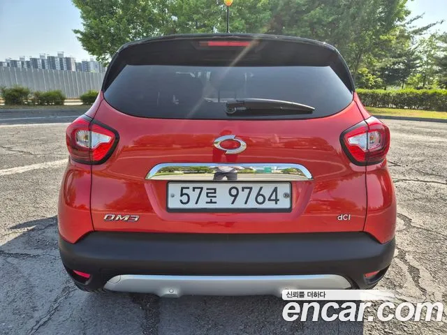Renault QM3 2015 thumb 11