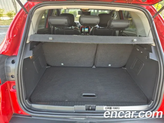 Renault QM3 2015 thumb 6