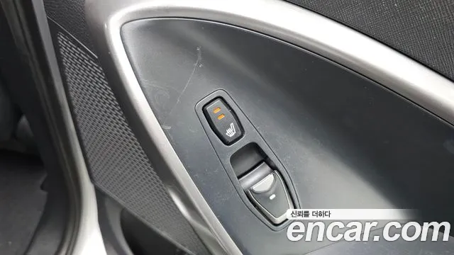 Hyundai Santa Fe 2012 thumb 10