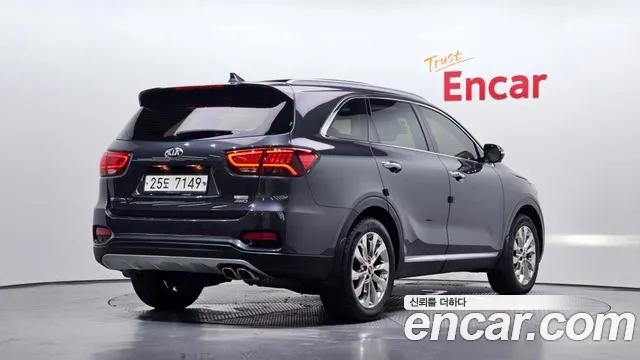 Kia Sorento 2017 thumb 11