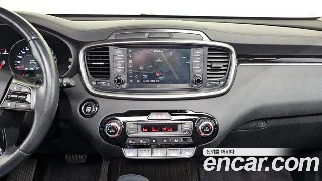 Kia Sorento 2017 thumb 10