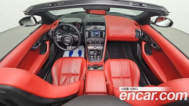 Jaguar F-Type 2016 thumb 10