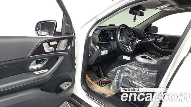 Mercedes-Benz GLE 2023 thumb 10
